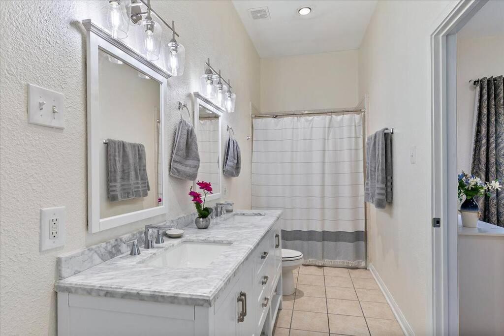 Lucky House - Tranquility In The Middle Of Houston - Tv In Every Room - 300 M2 Ngoại thất bức ảnh